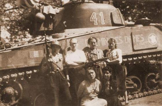 Красивое, не публиковавшееся ранее фото Chemin des Dames (танк 511-го полка, 3-й роты, 2-го взвода, серийный номер 420566, номер на башне 41)