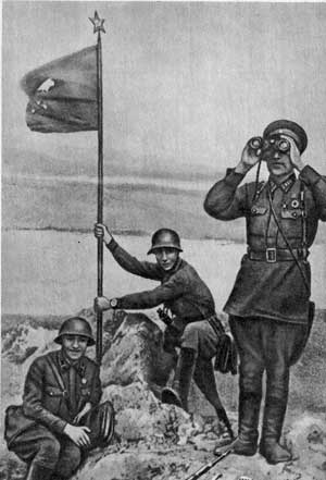 Красный флаг на сопке Заозёрная